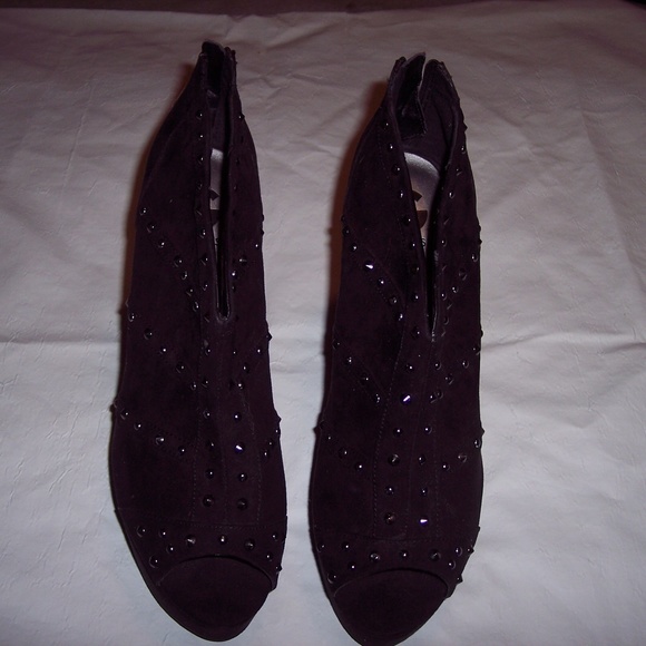 Guess Black Studded Suede Leather Ankle Boots 11M - Picture 2 of 7